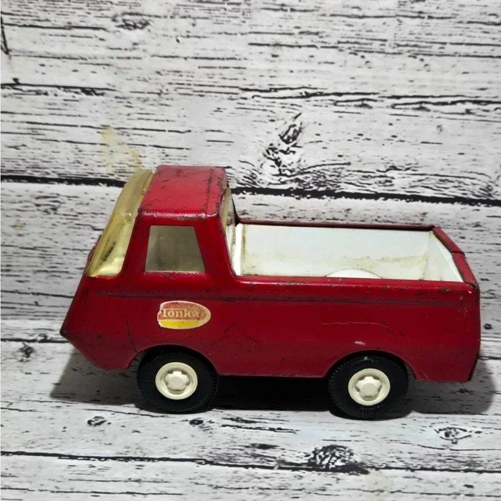 Vintage 1970s Tonka Pressed Steel Mini Red Pickup Truck Utility Truck 4.5